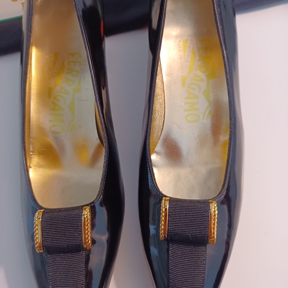 Salvatore Ferragamo shoes - Picture 9 of 9